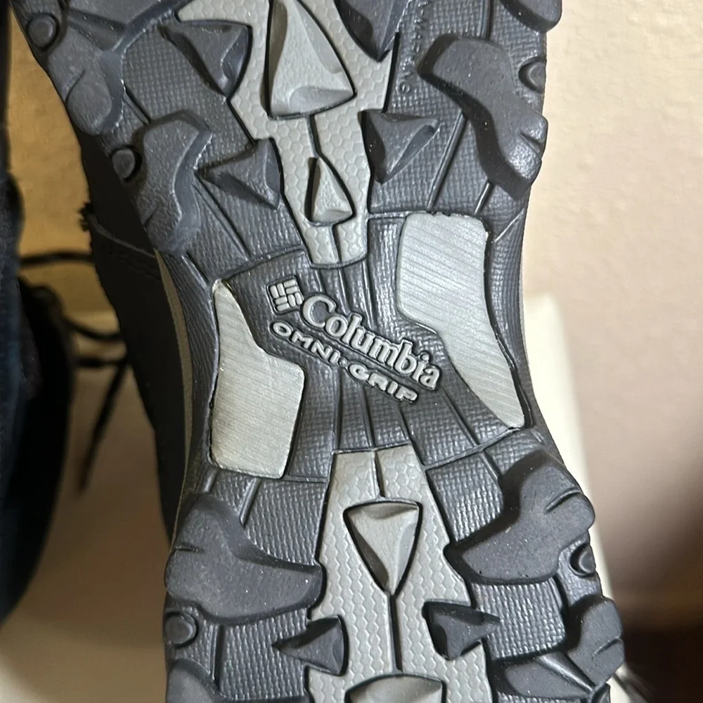 Columbia boots size 10